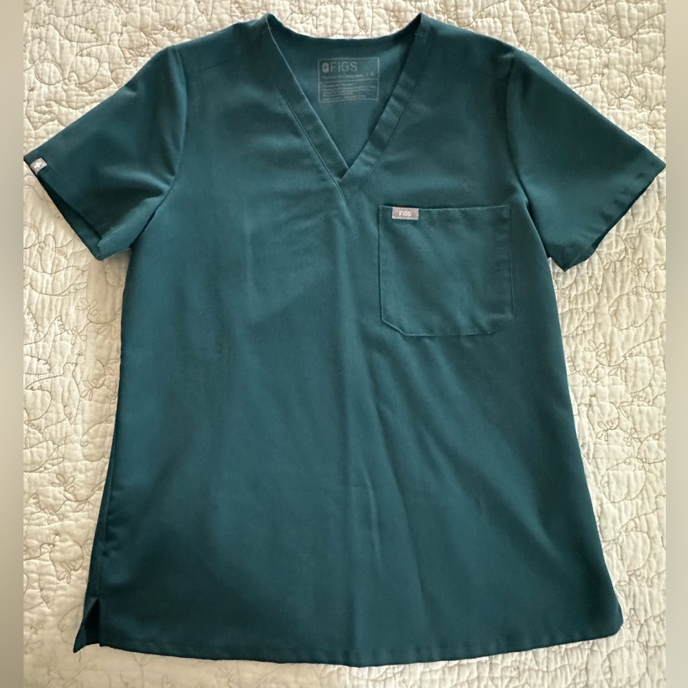 FIGS Casma scrub top